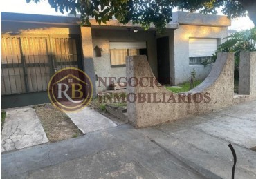CASA EN VENTA BARRIO MANTIENZO AMPLIA , FUNCIONAL IDEAL FAMILIA